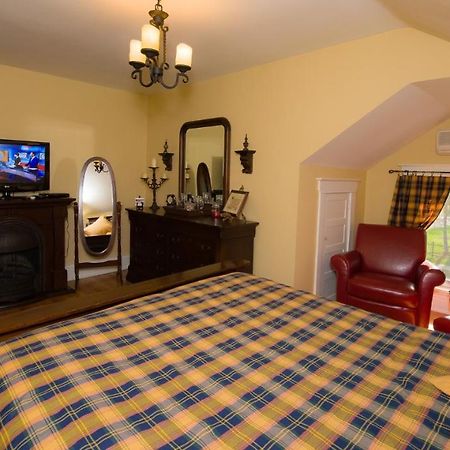 Talwood Manor B&B Port Colborne Exterior photo