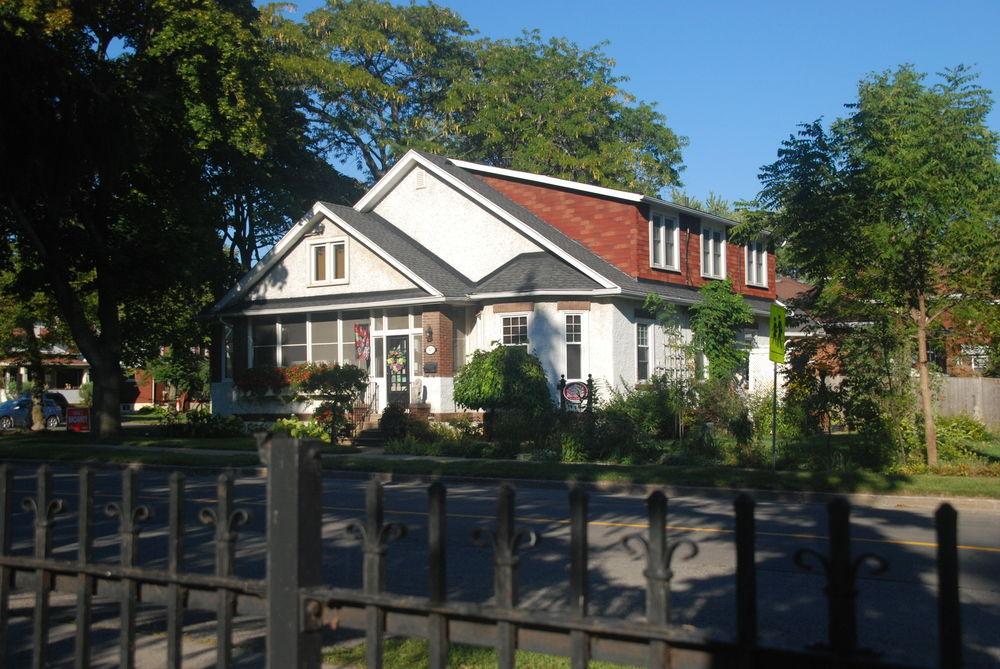 Talwood Manor B&B Port Colborne Exterior photo
